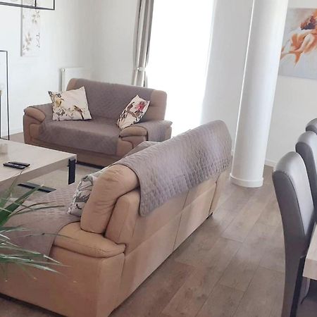 Modern Apartment In Cureghem Anderlecht 134 M² + Terrace Брюксел Екстериор снимка