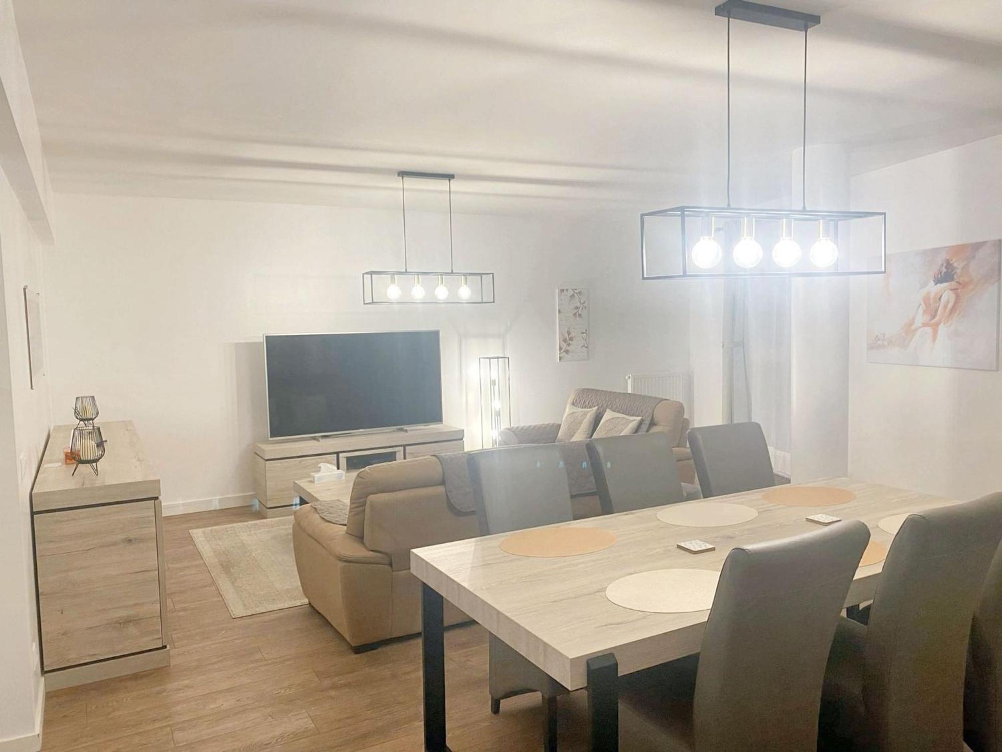 Modern Apartment In Cureghem Anderlecht 134 M² + Terrace Брюксел Екстериор снимка
