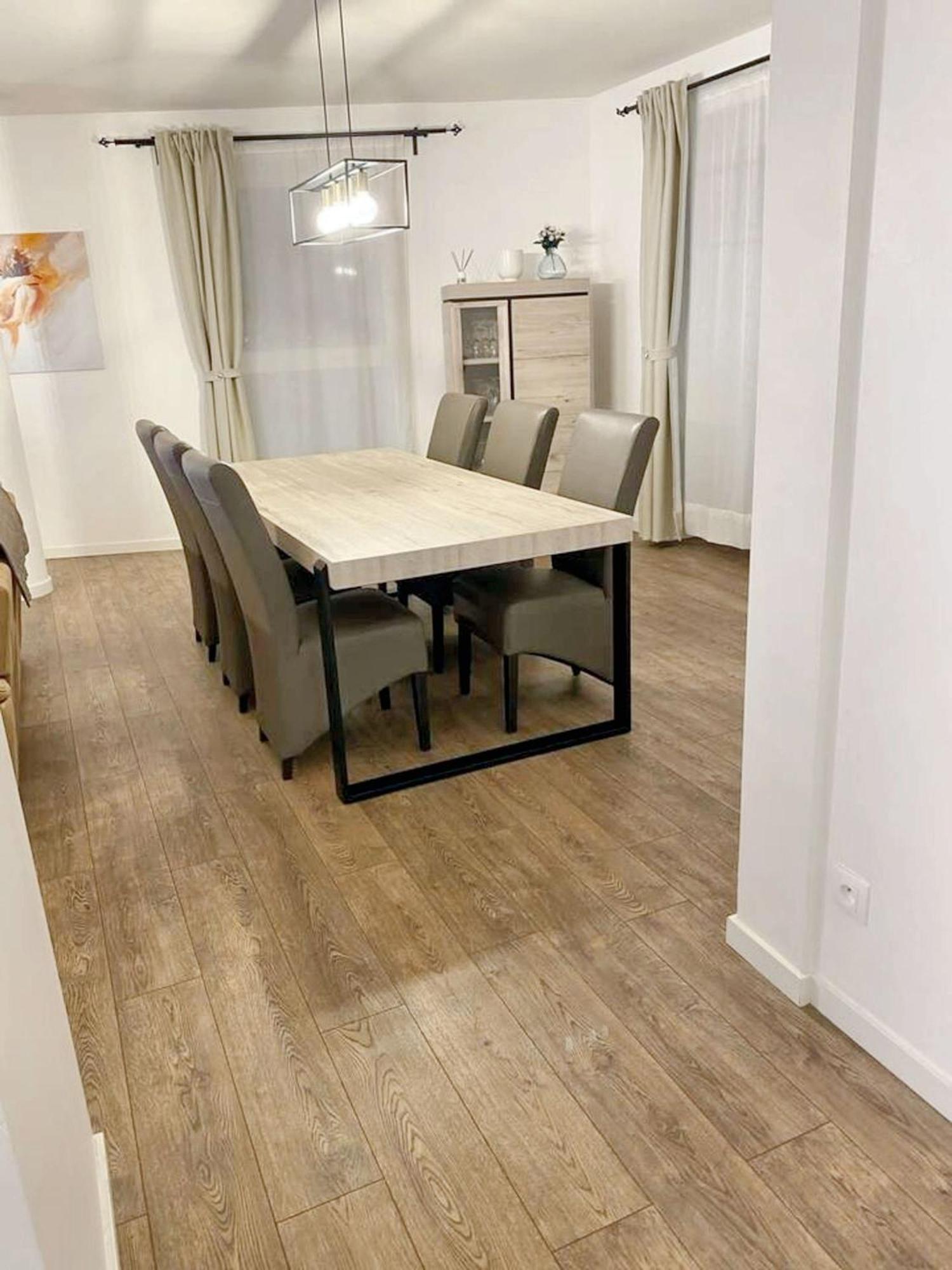 Modern Apartment In Cureghem Anderlecht 134 M² + Terrace Брюксел Екстериор снимка