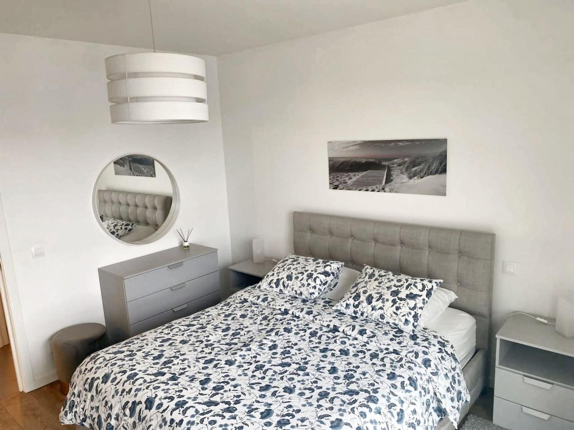 Modern Apartment In Cureghem Anderlecht 134 M² + Terrace Брюксел Екстериор снимка